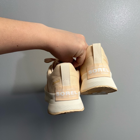 Womens Sorel Out About Waterproof Low Rise Platform Peach Color Sneaker - Sz 8 - Picture 4 of 5